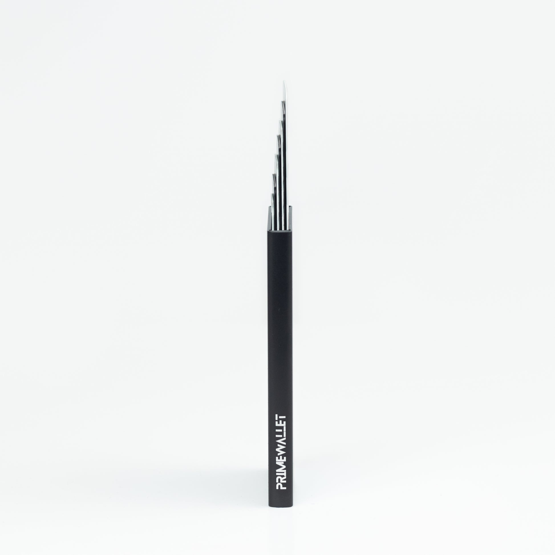 Kartenetui Schwarz - Kartenhalter in einem modernen und schmalen Design mit Platz für 7 Karten