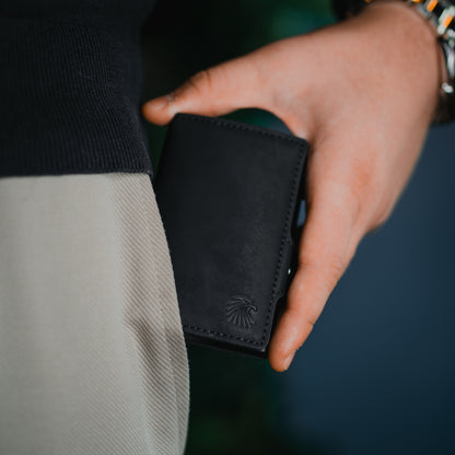 Schwarzes Slim Wallet – ultradünnes Portemonnaie für Karten und Bargeld in der Hosentasche
