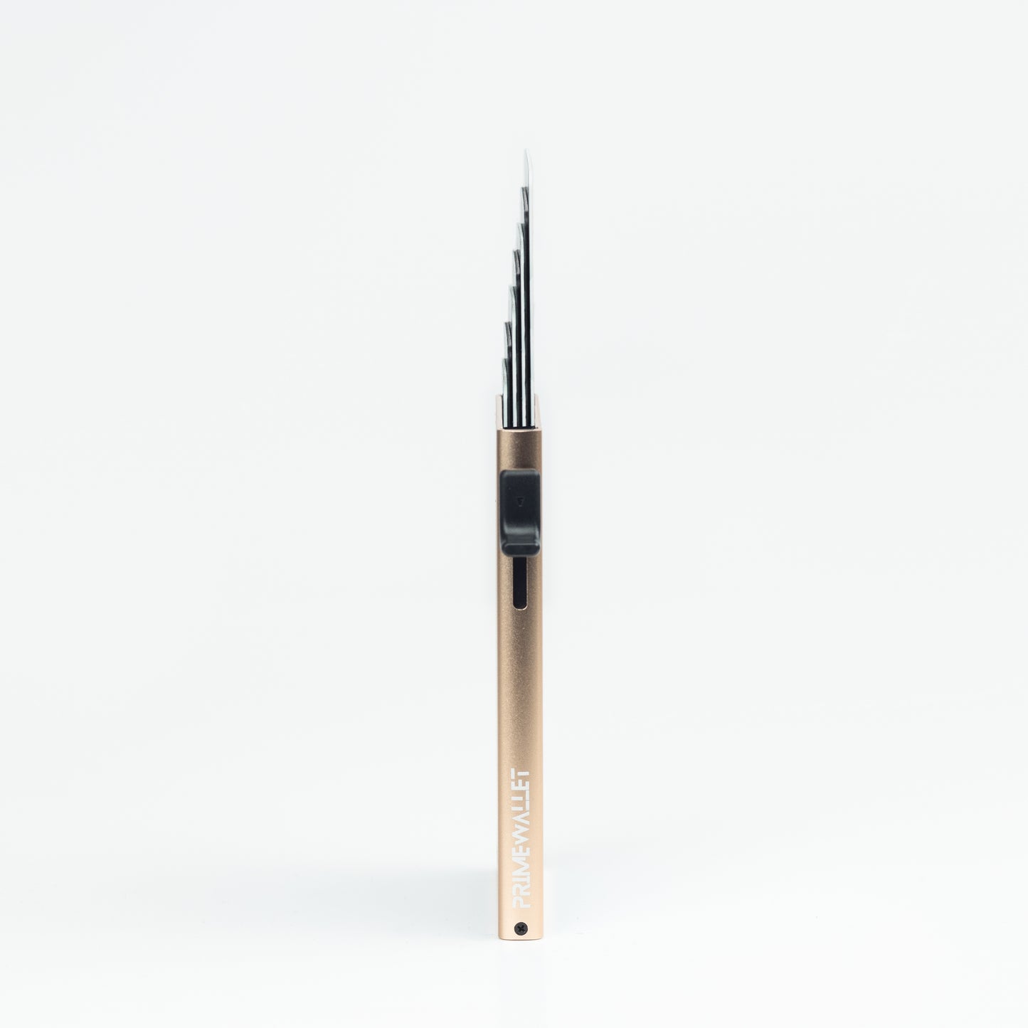 Kartenetui Side Gold – innovativer Schiebemechanismus für einfachen Kartenzugriff. Optimal für eine schnelle und organisierte Nutzung.