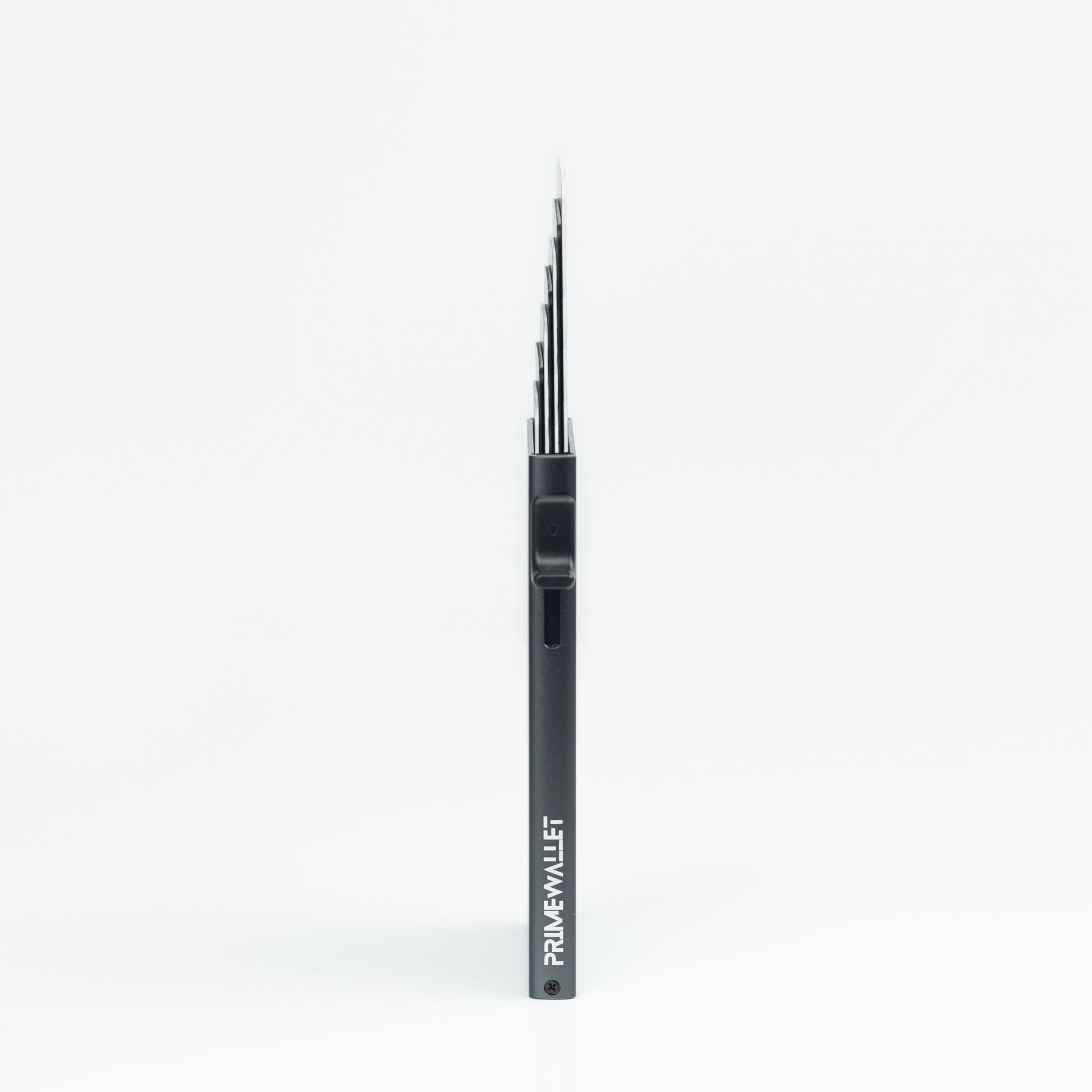 Kartenetui Side Grau – ultradünner Kartenhalter mit robuster Metallhülle. Perfekt für minimalistische Träger, die Wert auf Funktionalität legen.